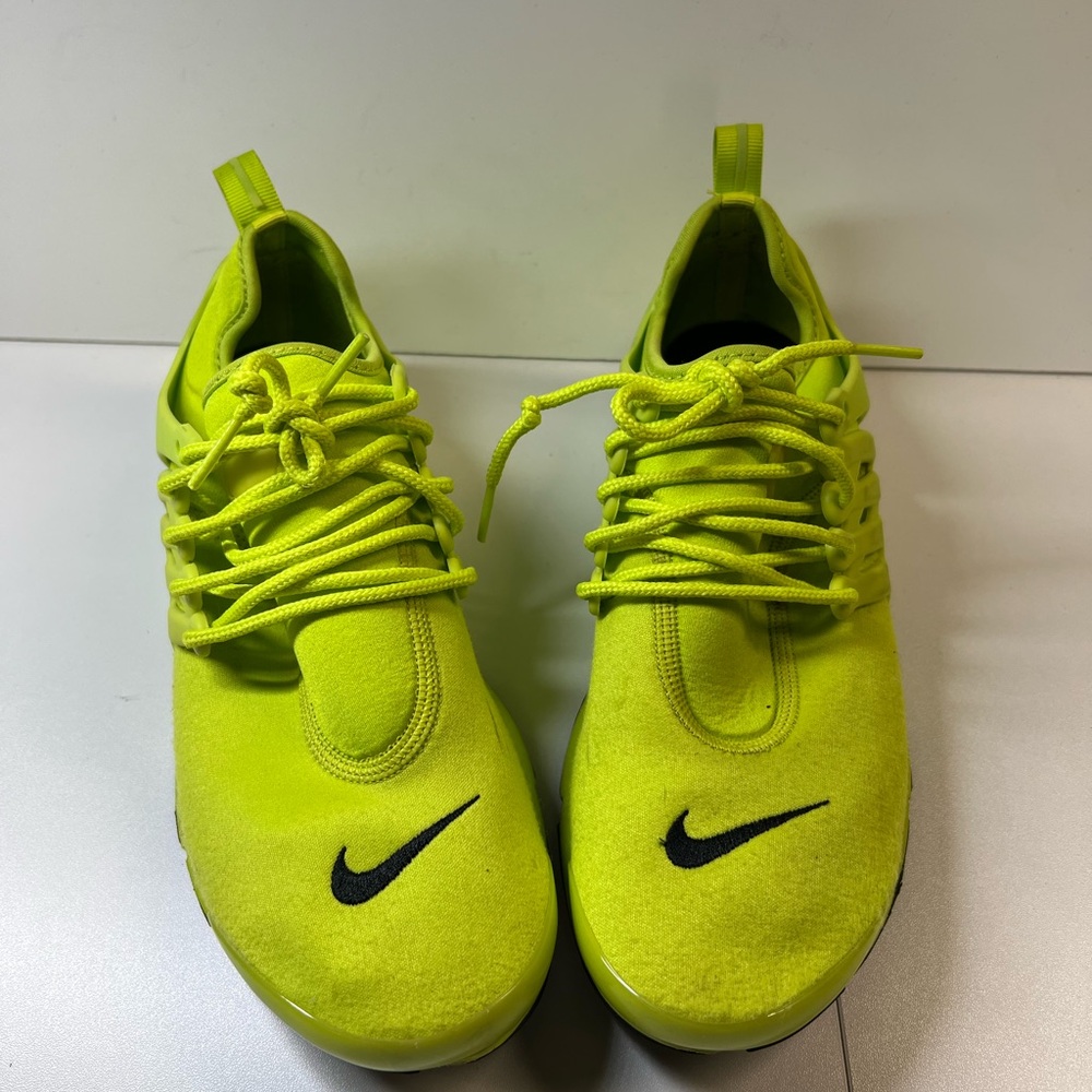 Nike Air Presto "Atomic Green" Athletic Running Shoes Women's Size 8 used